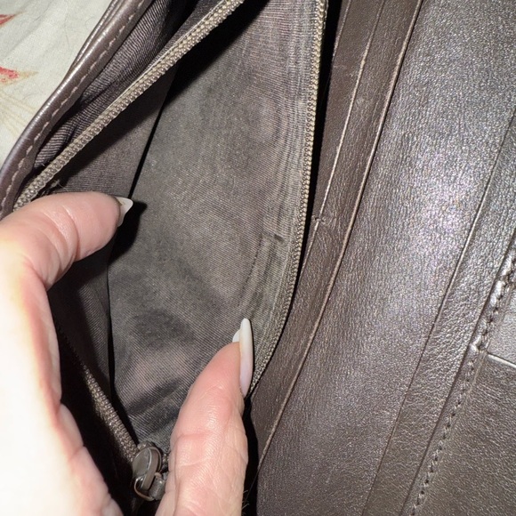 Gucci Dark Brown Embossed Leather Wallet - Picture 10 of 16